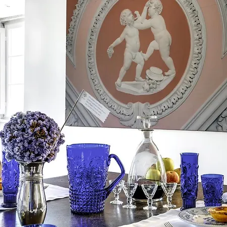 Residentas Sao Pedro Лісабон